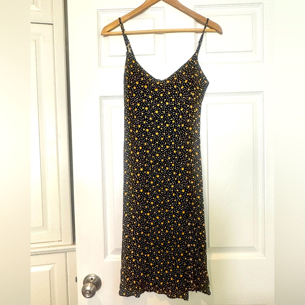 Xs midi black Reformation dress with sun pattern and slip